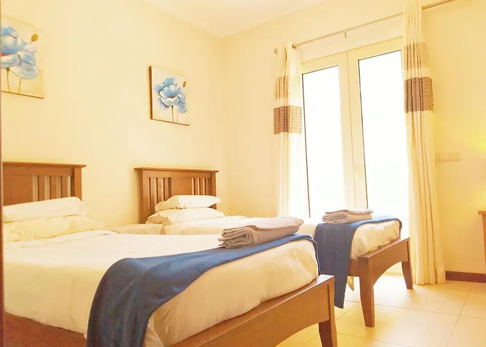 Algarver Iii- Vale Da Pinta Golf Apartment, Swim Pool, Near Water Park And Beaches Daire Lagoa (Algarve)