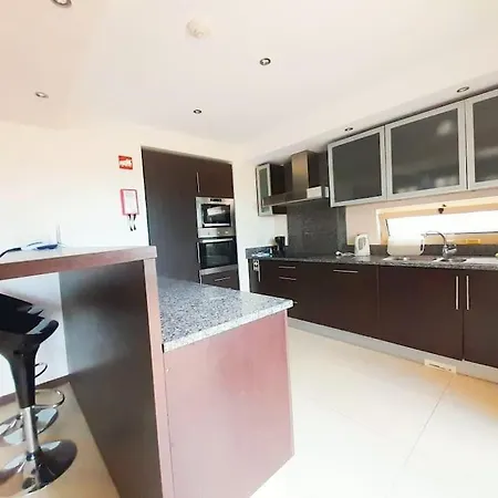 Algarver Iii- Vale Da Pinta Golf Apartment, Swim Pool, Near Water Park And Beaches * Lagoa